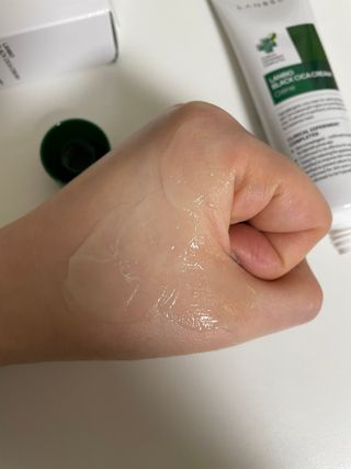 랑벨 랑바이오 블랙 시카 크림 50ml(블랙비 프로폴리스, 시카 4종, 판테놀 10 함유) — 5점을 준 리뷰어가 2023년 2월 올린 사용 사진