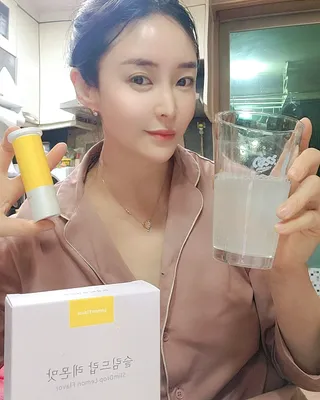 [슬림드랍 레몬맛] 건기식 다이어트 보조제 겸 비타민 — 5점을 준 리뷰어가 2022년 1월 올린 사용 사진