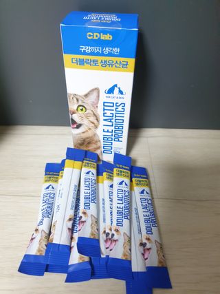 씨디랩 구강에서 장까지 한 번에 관리하는 더블락토 강아지 고양이 유산균 — 5점을 준 리뷰어가 2021년 6월 올린 사용 사진