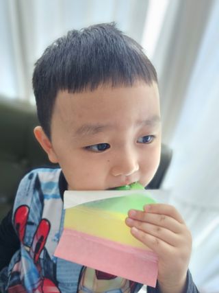 (주) 피치코리아 레인보우 롤팝젤리 후르츠믹스x10개입 — 5점을 준 리뷰어가 2023년 11월 올린 사용 사진