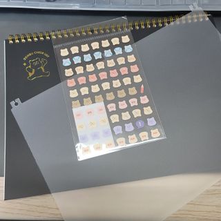 리훈 곰부 체크리스트+ 곰부 리무버블스티커 1장 — 4.5점을 준 리뷰어가 2021년 4월 올린 사용 사진