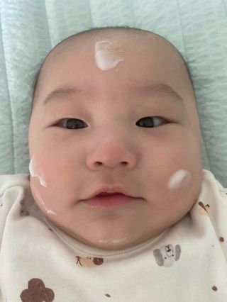 소노앙쥬 프렌들리 베이비 고보습크림 — 4.5점을 준 리뷰어가 2022년 9월 올린 사용 사진