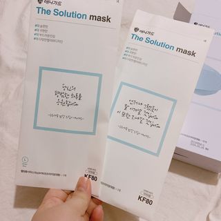 [이지아 마스크] 애니가드 더솔루션마스크 KF80 대형 컬러 4종 — 5점을 준 리뷰어가 2021년 6월 올린 사용 사진