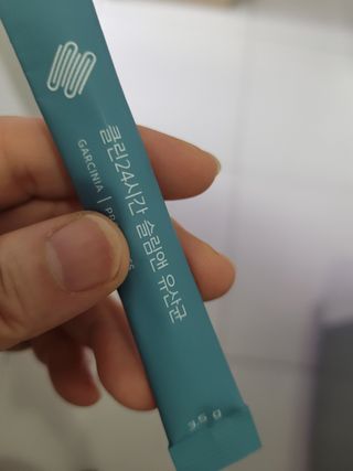 클린24시간 슬림앤유산균 1박스 (3.5g X 15포) — 4점을 준 리뷰어가 2022년 8월 올린 사용 사진