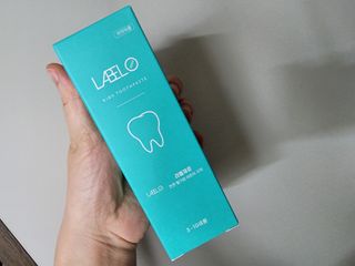 치과에서 쓰는 치약 _ 라벨제로 저불소 꼬마, 키즈, 유아, 베이비, 주니어 안전한 어린이치약 — 5점을 준 리뷰어가 2023년 2월 올린 사용 사진