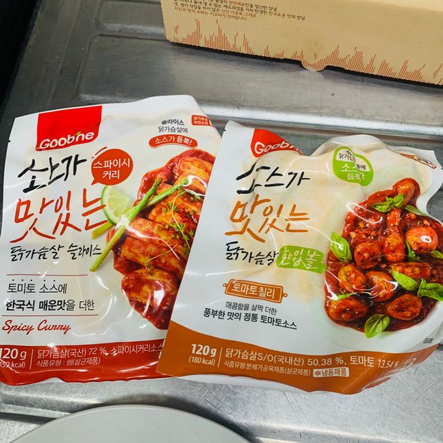 [굽네] 소스가 맛있는 닭가슴살 한입 볼 2종 8팩 리뷰 사진