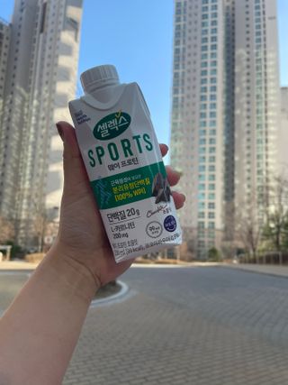 셀렉스스포츠 셀렉스 스포츠 웨이 프로틴 초콜릿 _ 330ml x 12팩 — 5점을 준 리뷰어가 2021년 3월 올린 사용 사진