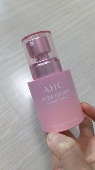 AHC 아우라 시크릿 톤업 벨벳 — 5점을 준 리뷰어가 2021년 4월 올린 사용 사진