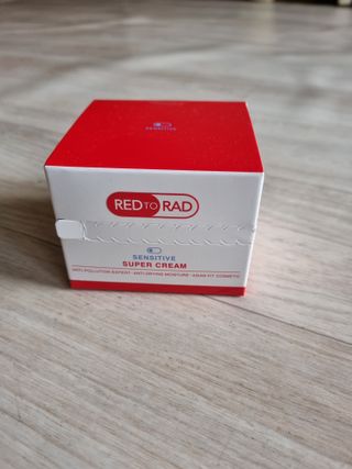 레드투래드 센서티브 슈퍼 크림 50ml — 5점을 준 리뷰어가 2021년 11월 올린 사용 사진