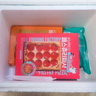 [푸딩팩토리] 페스츄리 피자 4종 택3_파이브 치즈/페퍼로니 비프칠리/고추베이컨 포테이토/허니고르곤졸라 — 5점을 준 리뷰어가 2022년 7월 올린 사용 사진