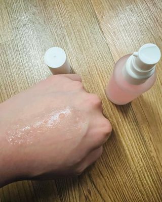 산다화 더블 이펙트 안티 링클 세럼 50ml — 4.5점을 준 리뷰어가 2023년 1월 올린 사용 사진