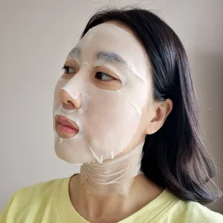 태그스킨 4스텝 주름개선 피부미백 영양 마스크팩 3개 세트(최신버전) — 5점을 준 리뷰어가 2022년 7월 올린 사용 사진