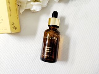 스킨큐어 산다화 비타민c 화이트닝 에센스 30ml — 5점을 준 리뷰어가 2023년 8월 올린 사용 사진