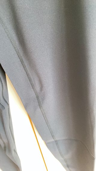[딕시] 힙 플랙션 레깅스 HIP FLEXION Leggings — 5점을 준 리뷰어가 2022년 5월 올린 사용 사진