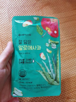 서울약사신협 잘 담은 알로애사과_70ml x 30포 — 4점을 준 리뷰어가 2021년 10월 올린 사용 사진