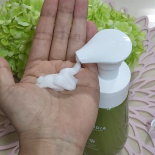 [후르디아] 아보카도 약산성 비건 여성 청결제 — 5점을 준 리뷰어가 2022년 3월 올린 사용 사진
