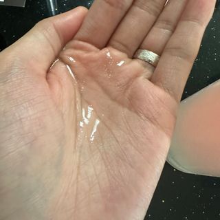 산다화 더블 이펙트 안티 링클 세럼 50ml — 4.5점을 준 리뷰어가 2023년 11월 올린 사용 사진