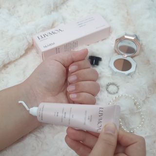 러브모아 향수 고체향수 승무원 고체향수 바르는 향수 니치향수 도손 우드세이지 앤 씨솔트 — 5점을 준 리뷰어가 2022년 12월 올린 사용 사진