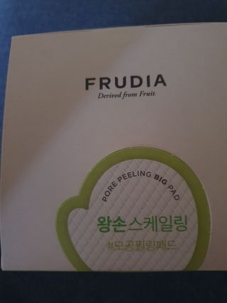 [후르디아] 약산성  모공 필링 패드(70매) — 5점을 준 리뷰어가 2021년 5월 올린 사용 사진