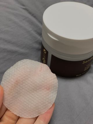 산다화 비타민씨 화이트닝 토너 패드 — 5점을 준 리뷰어가 2023년 8월 올린 사용 사진