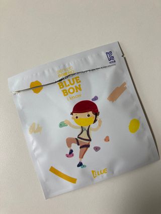 [블루 본 아이노우] 유아용 컬러마스크 40 PCS SET 2중 택 1 — 4.5점을 준 리뷰어가 2021년 5월 올린 사용 사진