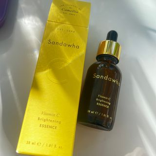 스킨큐어 산다화 비타민c 화이트닝 에센스 30ml — 5점을 준 리뷰어가 2023년 10월 올린 사용 사진