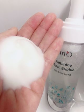 아임오 페미닌워시 150ML + 페미닌티슈6입 + 아임오스티커 + 쿠폰북 — 5점을 준 리뷰어가 2021년 10월 올린 사용 사진