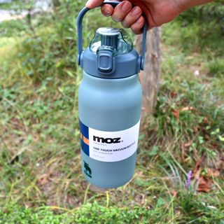 모즈스웨덴 MOZ 스웨덴 316 스텐 대용량 원터치 손잡이 보냉보온병 — 5점을 준 리뷰어가 2023년 8월 올린 사용 사진