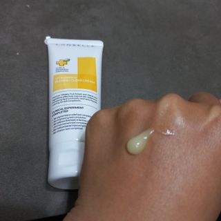 랑벨 비타 에너지 잡티 크림 75ml (피부 속 기미완화크림) — 4점을 준 리뷰어가 2022년 5월 올린 사용 사진