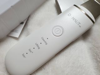 디하우트 랩 4 in 1 갈바닉 아쿠아 워터 필링기 스킨스크러버 — 5점을 준 리뷰어가 2021년 11월 올린 사용 사진