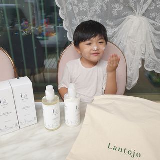 란떼쥬 프르미에 스킨케어 샴푸앤바스 + 크림로션 베이직 세트 — 5점을 준 리뷰어가 2021년 12월 올린 사용 사진
