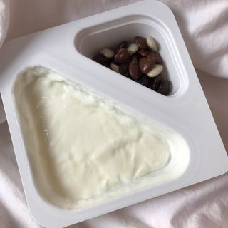 남양유업 또깍 접어 떠먹는 불가리스 2종 — 4점을 준 리뷰어가 2021년 1월 올린 사용 사진