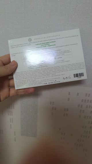 유니베르소 산소앰플 7일 집중케어 앰플 — 4점을 준 리뷰어가 2021년 6월 올린 사용 사진