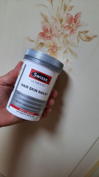 Swisse 스위스 헤어스킨네일 100정 — 5점을 준 리뷰어가 2021년 9월 올린 사용 사진
