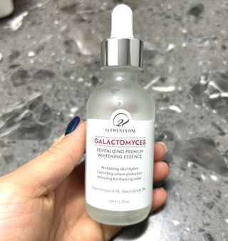오투에니원 갈락토미세스 리바이탈라이징 프리미엄 화이트닝 에센스 50ml — 3.5점을 준 리뷰어가 2023년 2월 올린 사용 사진