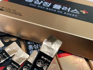 서울약사신협_투데이홍삼정플러스스틱_10g x 60포 — 5점을 준 리뷰어가 2021년 7월 올린 사용 사진