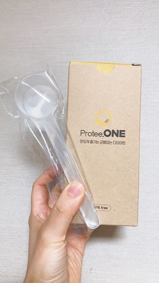 프로티원 단백질쉐이크 녹차맛 2주분 1통+보틀 — 4점을 준 리뷰어가 2021년 4월 올린 사용 사진