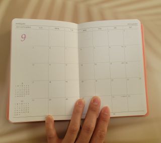 리훈 2023년 이야기다이어리 숏 날짜형 — 5점을 준 리뷰어가 2022년 12월 올린 사용 사진