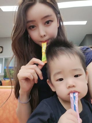 비타앤C 레몬맛, 망고맛 — 5점을 준 리뷰어가 2021년 6월 올린 사용 사진