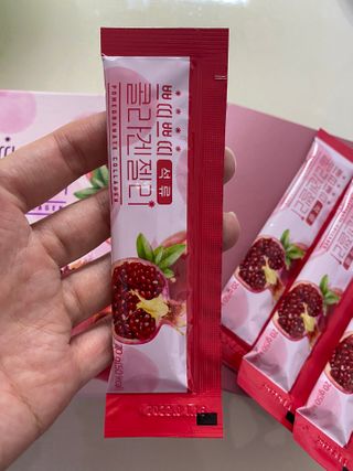 헬스업_쁘띠쁘띠석류콜라겐젤리_20g x 14포 — 4.5점을 준 리뷰어가 2021년 2월 올린 사용 사진