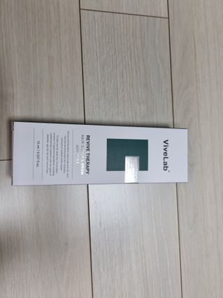 바이브랩 [탈모증상완화] 헤어라인 눈썹 두피앰플 — 4점을 준 리뷰어가 2022년 1월 올린 사용 사진