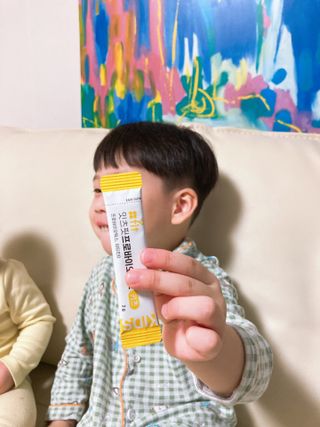 잇츠핏 프로바이오틱스 키즈 유산균 — 4.5점을 준 리뷰어가 2021년 3월 올린 사용 사진