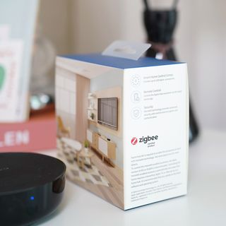 아카라 집 밖에서도 집 안을 돌봐주는 스마트 리모컨 — 5점을 준 리뷰어가 2022년 6월 올린 사용 사진