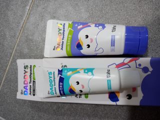 닥터데디스 안심불소 튼튼치약(청포도, 민트 중 택 1) 60g + 여행용 미니 치약 15g — 5점을 준 리뷰어가 2022년 7월 올린 사용 사진