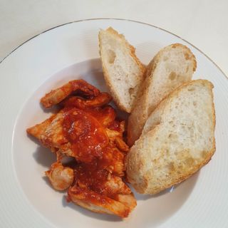 굽네몰 [굽네] 소스가 맛있는 닭가슴살 슬라이스 4종 — 5점을 준 리뷰어가 2021년 11월 올린 사용 사진