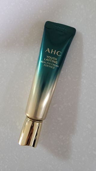 [NEW 탄력유턴 아이크림] AHC 유스 래스팅 리얼 아이크림 포 페이스 — 5점을 준 리뷰어가 2021년 3월 올린 사용 사진