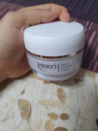 렉스리 크리에이티브 크림  Rexri Creative Cream — 5점을 준 리뷰어가 2022년 7월 올린 사용 사진