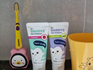 닥터데디스 안심저불소 키즈치약 (라즈베리, 청포도향 중 택 1) 60g +  여행용 미니 치약 15g — 4.5점을 준 리뷰어가 2022년 11월 올린 사용 사진
