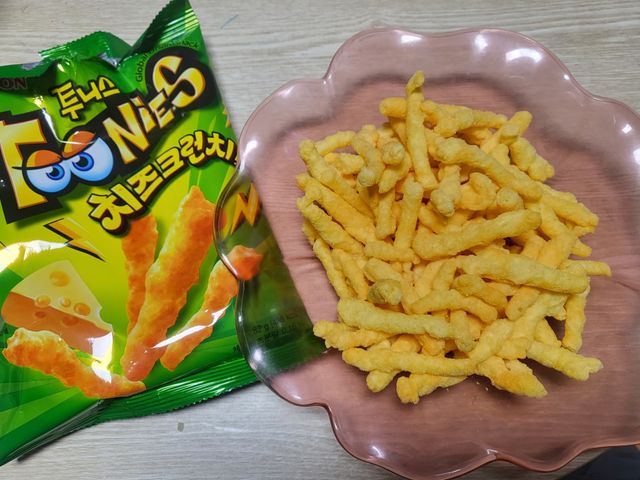 투니스 치즈크런치맛 12봉 리뷰 사진
