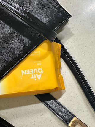 에어퀸 뉴브레스 유기농 생리대 4종 (팬티라이너 20P + 중형 10P + 대형 10P + 오버나이트 8P)_체험단 — 5점을 준 리뷰어가 2024년 6월 올린 사용 사진